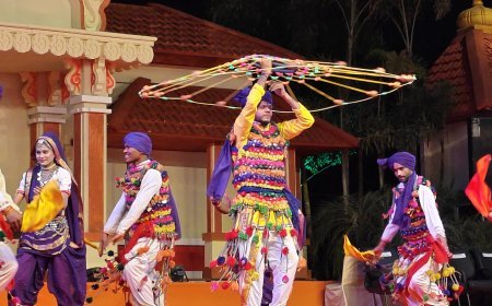 आज की विशेष प्रस्तुति कश्मीर का रौफडांस पंजाब का जिंदवा