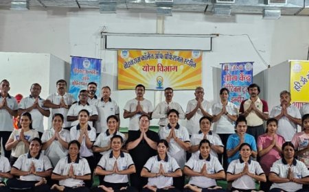 सूर्य नमस्कार यज्ञ एवं पुरस्कार वितरण समारोह उत्साहपूर्वक संपन्न