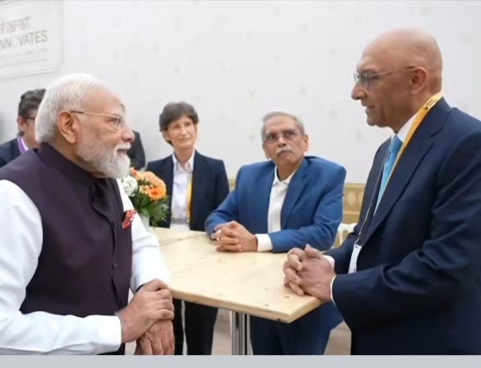 प्रधानमंत्री  नरेंद्र मोदी  के दूरदर्शी नेतृत्व में भारत आज विश्व का प्रमुख स्टार्टअप एवं इनोवेशन हब बनकर उभर रहा है