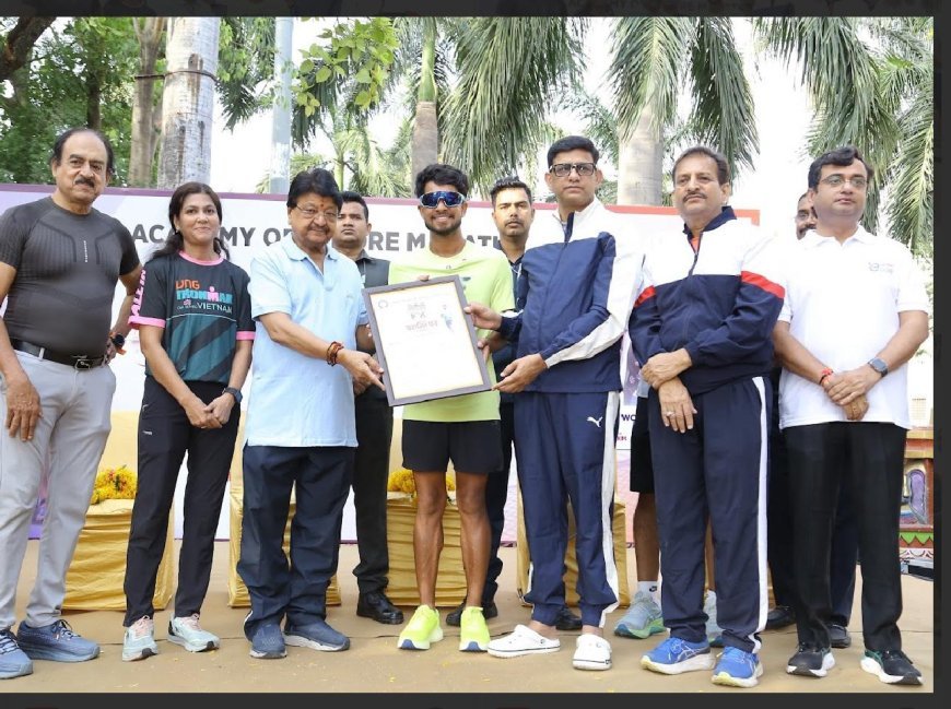 इंदौर ने अपने अंतरराष्ट्रीय खिलाड़ियों का किया भव्य सम्मान, कार्तिक जोशी को 11 लाख रुपये देने की घोषणा