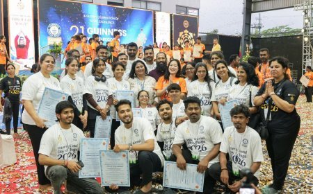 एक ही दिन में योग के 21 गिनीज़ वर्ल्ड रिकॉर्ड्स 