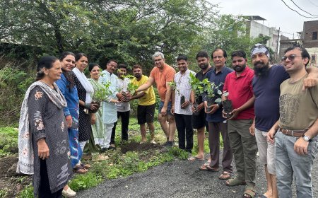 केट चौराहा स्थित आनंद फार्म सोसायटी में 150 पौधों का वृक्षारोपण