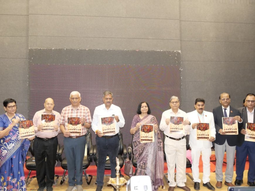 जेंडर इन पुलिसिंग" पुस्तक का हुआ विमोचन, 50 मीटर लंबी हस्तनिर्मित रामायण चित्रकला पर मिला वर्ल्ड रिकॉर्ड सम्मान
