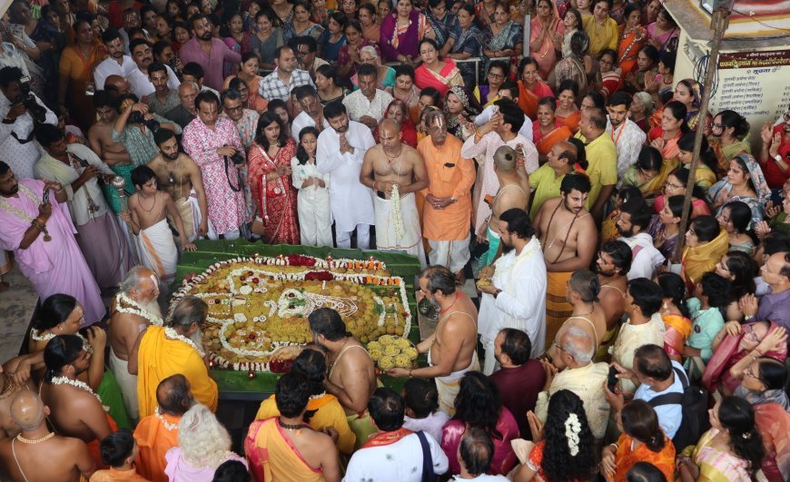 तिरुप्पवाड़ा उत्सव में हुए इमली चावल से निर्मित तिरुपती बालाजी के मनोहारी दर्शन*