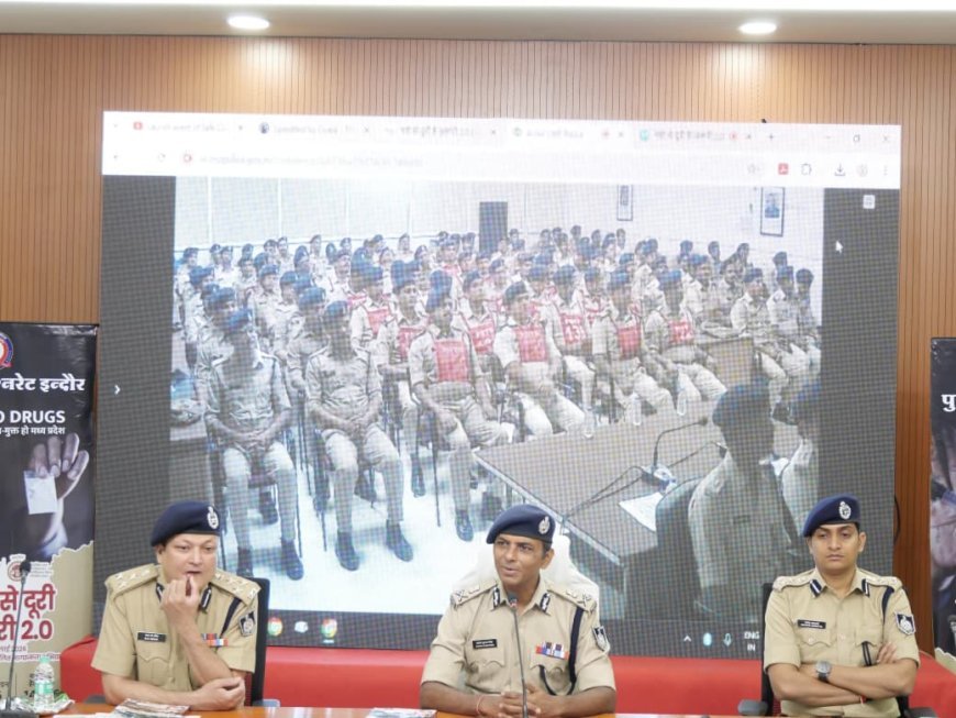 नशे से दूरी है ज़रूरी 2.0" अभियान के तहत इंदौर पुलिस के साथ नागरिकों ने रच दिया नया इतिहास