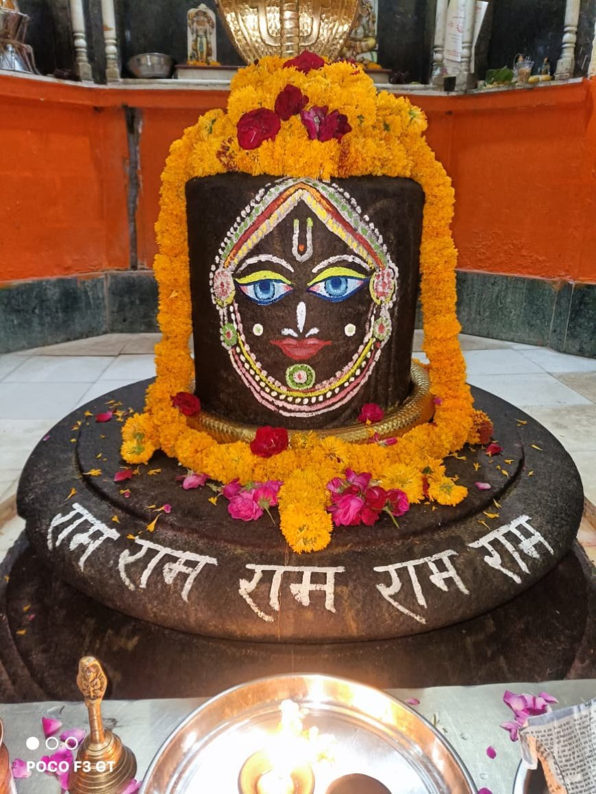 श्रावण माह में लग रहा शिव भक्तों का जमघट, अत्यंत प्राचीन है, शिव का यह धाम, धर्मेंद्र श्रीवास्तव,,