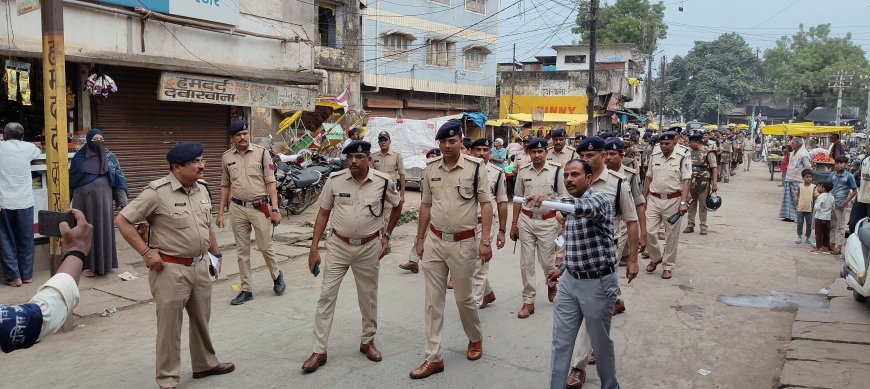 बुरहानपुर पुलिस पूरी तरह तैयार शहर भर में सीसीटीवी एवं ड्रोन कैमरे से की जाएगी निगरानी असामाजिक तत्वों पर रहेगी पुलिस की निगाह