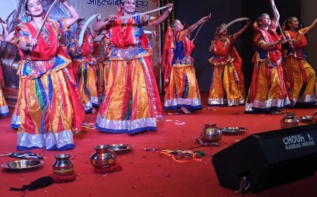 लोक नृत्य की खूबसूरत प्रस्तुतियां हुई