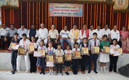 अग्रसेन सोशल ग्रुप* द्वारा अग्रवाल समाज के 13 विधार्थी माधवी श्री अग्रसेन अवार्ड , शुद्ध चांदी  पदक एवं अभिन्दन से अलंकृत हुए