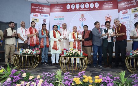 पत्रकारिता महोत्सव में विधानसभा अध्यक्ष नरेन्द्र तोमर और जल संसाधन मंत्री सिलावट ने किया संबोधित