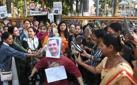 कॉंग्रेस सांसद डॉ. अंगोमचा बिमोल अकोइजम पर छात्राओं द्वारा यौन दुर्व्यवहार के आरोप