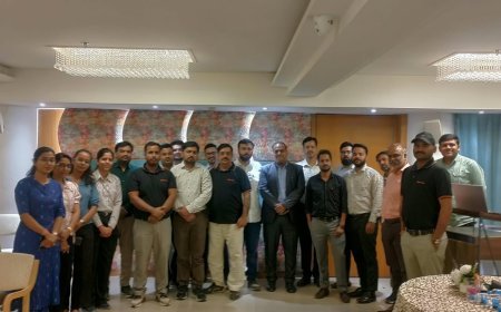 एमबी एसोसिएट्स द्वारा इंदौर में “प्रॉम्प्ट से प्रोडक्टिविटी” पर एक दिवसीय व्यावहारिक एआई कार्यशाला का आयोजन