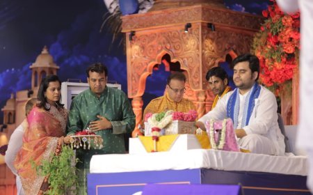 करवा चौथ के व्रत में छिपा प्रेम और समर्पण का भाव, मां के त्याग से बड़ा कोई बलिदान नहीं